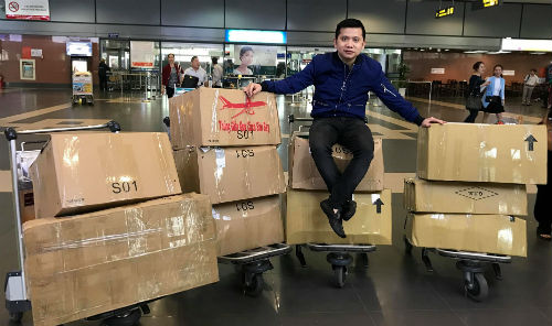 Đại lý đua gom hàng đẩy giá SIM 11 số tăng gấp 10 lần