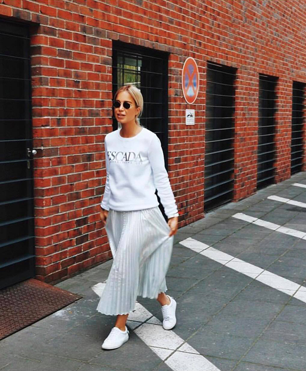 Phối đồ đa dạng cùng một kiểu chân váy