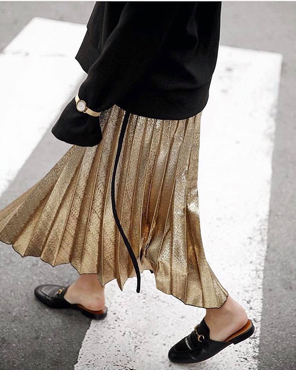 Phối đồ đa dạng cùng một kiểu chân váy