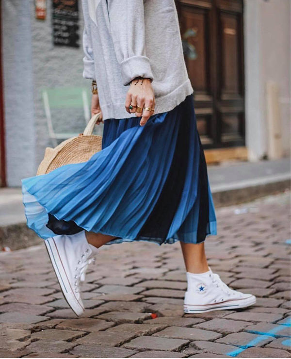 Phối đồ đa dạng cùng một kiểu chân váy