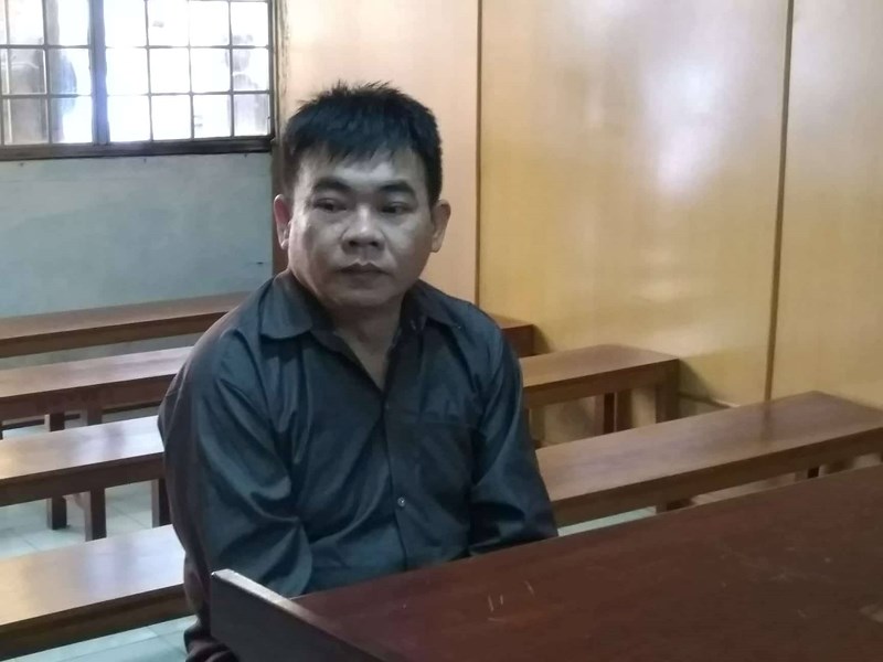 Nổ quen lãnh đạo sân bay, lừa gần nửa tỉ chạy việc