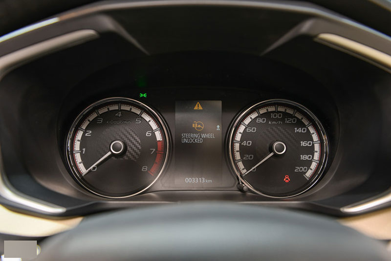 Ảnh Mitsubishi Xpander: Giá tốt, thiết kế đẹp, động cơ nhỏ