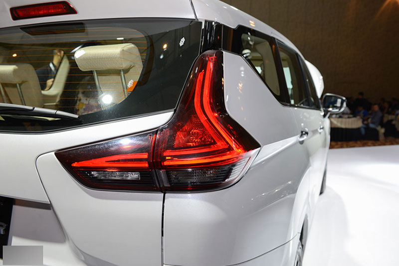 Ảnh Mitsubishi Xpander: Giá tốt, thiết kế đẹp, động cơ nhỏ