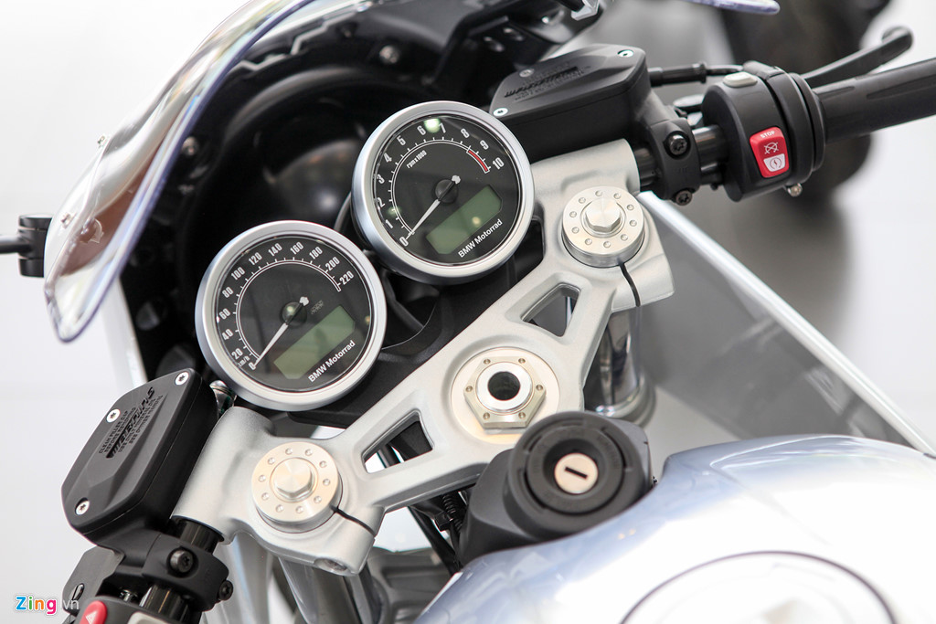 Chi tiết BMW R Nine T Racer giá 549 triệu đồng tại Việt Nam