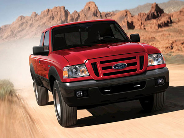 Ford trả 1.000 USD cho mỗi chiếc Ranger 2006 đến sửa túi khí