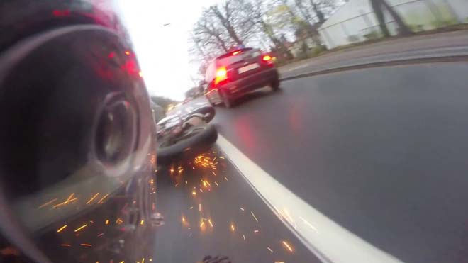 Phanh ABS có thực thần thánh cho người đi xe máy tại Việt Nam?