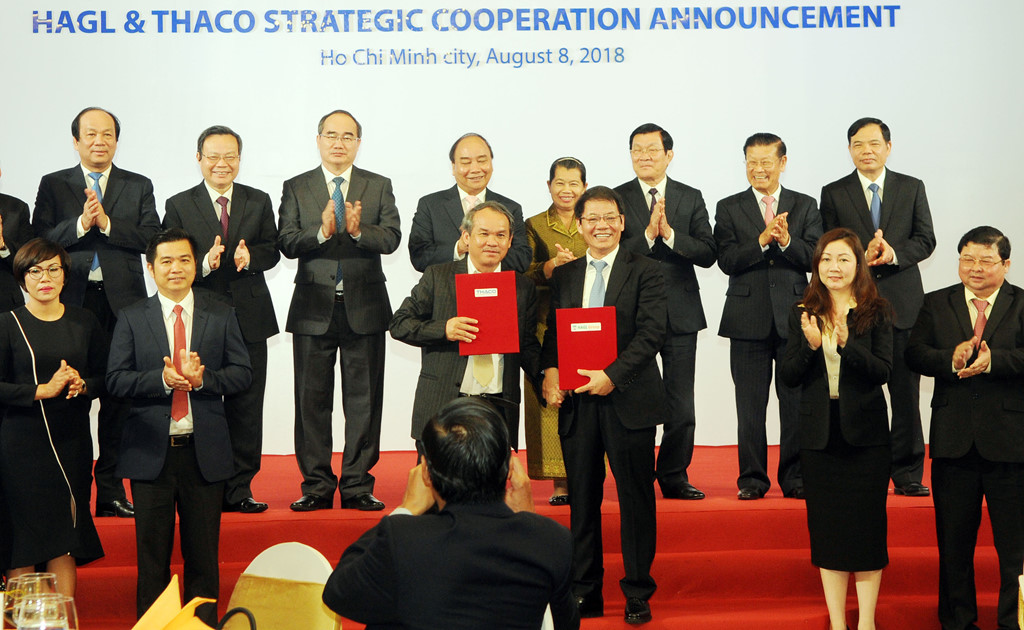 Tỷ phú Bá Dương và bầu Đức đi với nhau thế nào sau hôn nhân 20.000 tỷ?