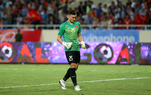 Đặng Văn Lâm: ‘Tôi sẽ không gục ngã vì mất suất dự Asiad’