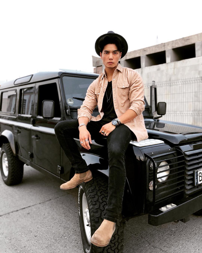 Giám đốc Việt 28 tuổi có nhan sắc cực phẩm, nhìn sang bạn gái cậu lại càng thêm ghen tị Giám đốc Việt 28 tuổi có nhan sắc cực phẩm, nhìn sang bạn gái cậu lại càng thêm ghen tị