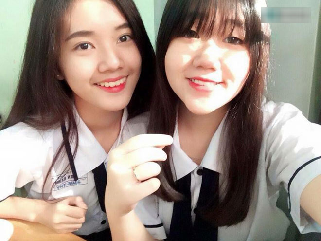 Cố soi bảng tên để tìm danh tính nữ sinh xinh đẹp, dân mạng vấp phải cú lừa khá bất ngờ