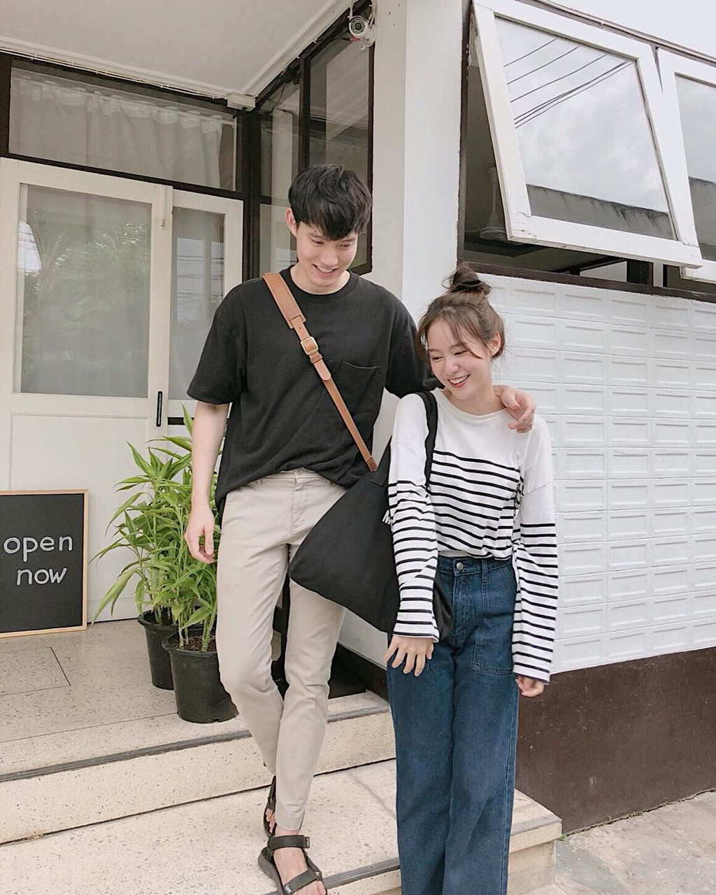 Sống ảo như hot girl số một Thái Lan: Đứng vào đâu cũng có ảnh đẹp