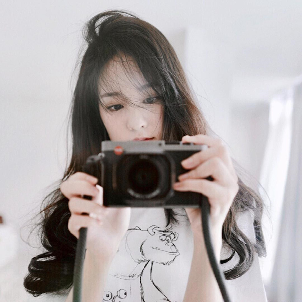 Sống ảo như hot girl số một Thái Lan: Đứng vào đâu cũng có ảnh đẹp