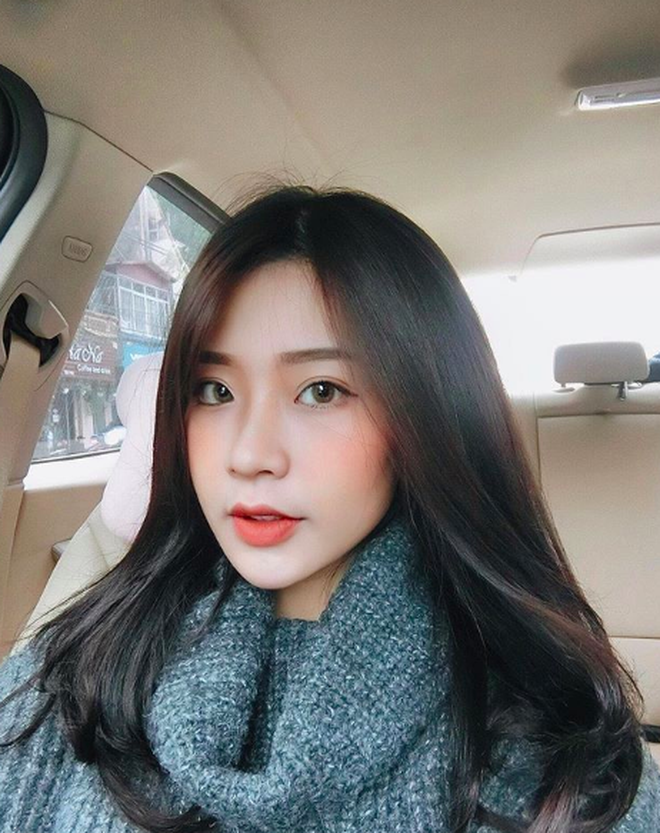 Cận cảnh nhan sắc xinh đẹp và vóc dáng quyến rũ đốt mắt của vợ sắp cưới rapper Rhymastic Cận cảnh nhan sắc xinh đẹp và vóc dáng quyến rũ đốt mắt của vợ sắp cưới rapper Rhymastic