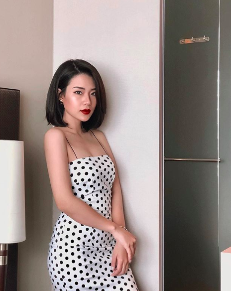 Cận cảnh nhan sắc xinh đẹp và vóc dáng quyến rũ đốt mắt của vợ sắp cưới rapper Rhymastic Cận cảnh nhan sắc xinh đẹp và vóc dáng quyến rũ đốt mắt của vợ sắp cưới rapper Rhymastic