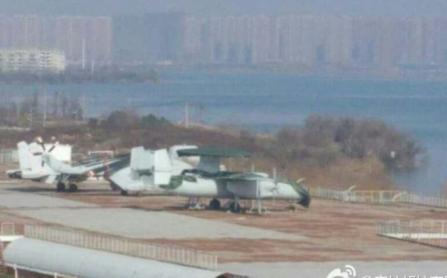 Trung Quốc bí mật chế tạo máy bay tác chiến điện tử giống E-2 Hawkeye của Mỹ
