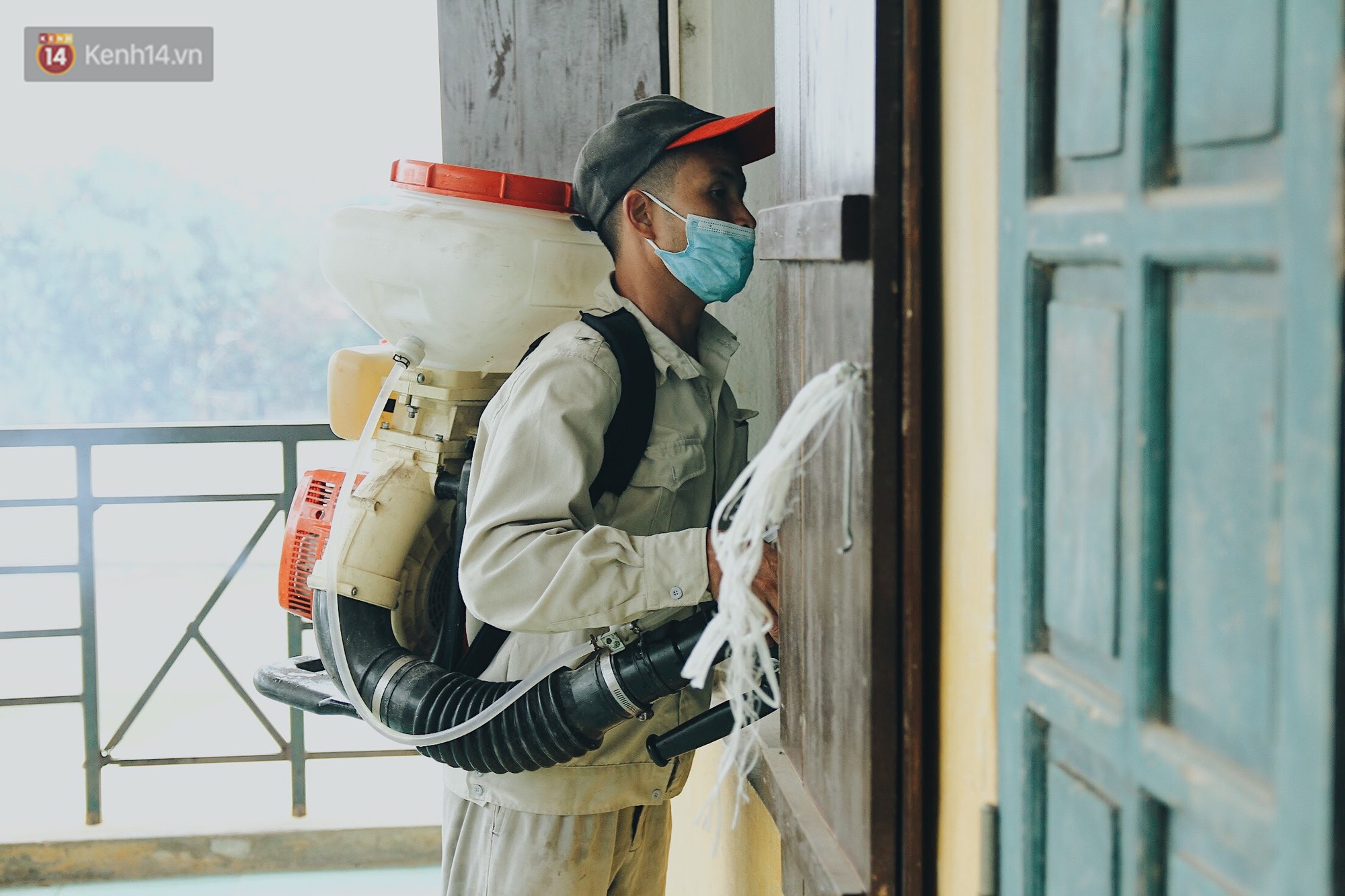 Vui như bà con Chương Mỹ sau trận lũ lịch sử: Mấy đứa cháu được về rồi, nhà cửa rộn ràng hẳn lên!