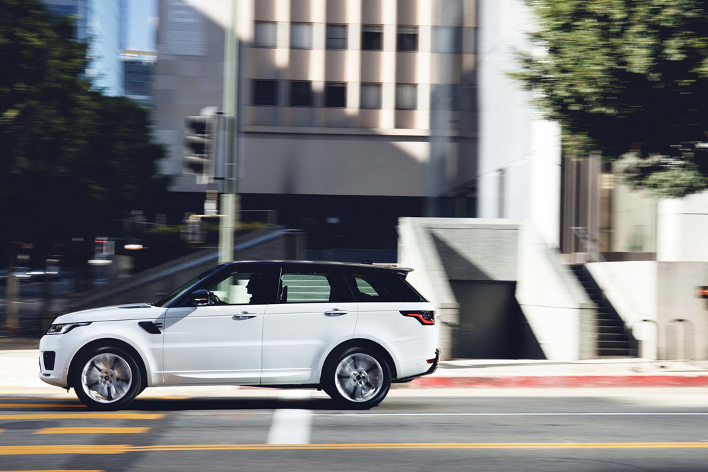 Range Rover Sport 2019 có thêm bản động cơ lai