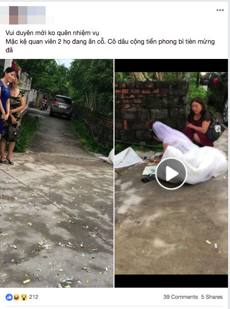 Clip: Mặc kệ quan viên hai họ ăn cỗ, cô dâu vẫn miệt mài ngồi ngoài đường bấm máy tính cộng sổ Clip: Mặc kệ quan viên hai họ ăn cỗ, cô dâu vẫn miệt mài ngồi ngoài đường bấm máy tính cộng sổ