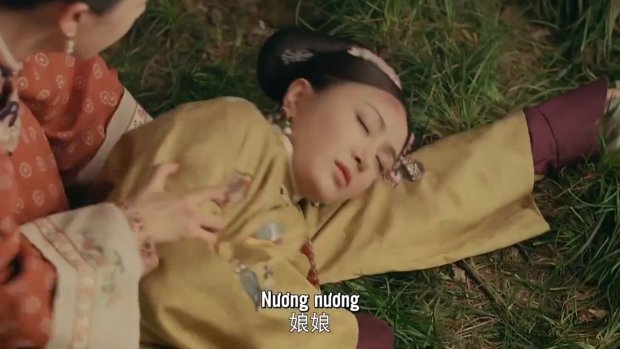 Phim Diên Hi công lược tập 29-30: Ngụy Anh Lạc giết tên thái giám đồng tính biến thái để cứu đồng nghiệp