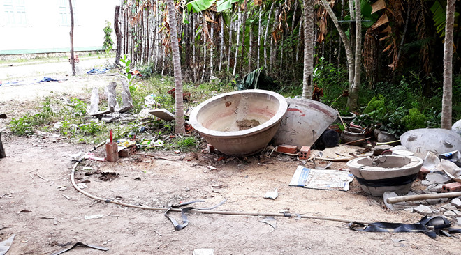 Khởi tố kẻ giết, giấu xác bé gái dưới chậu kiểng