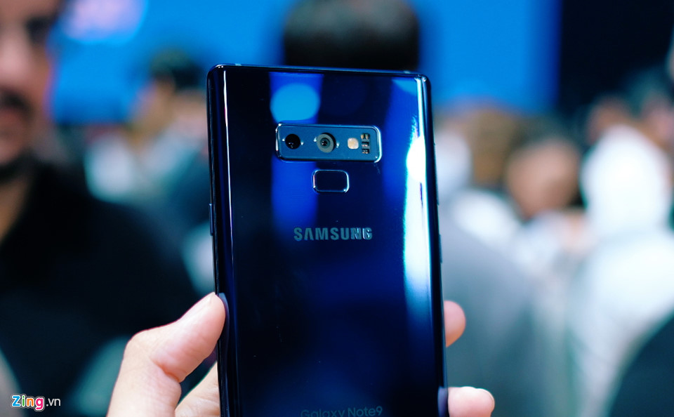 Ảnh chi tiết Galaxy Note9 vừa ra mắt: To, sắc sảo và thông minh hơn