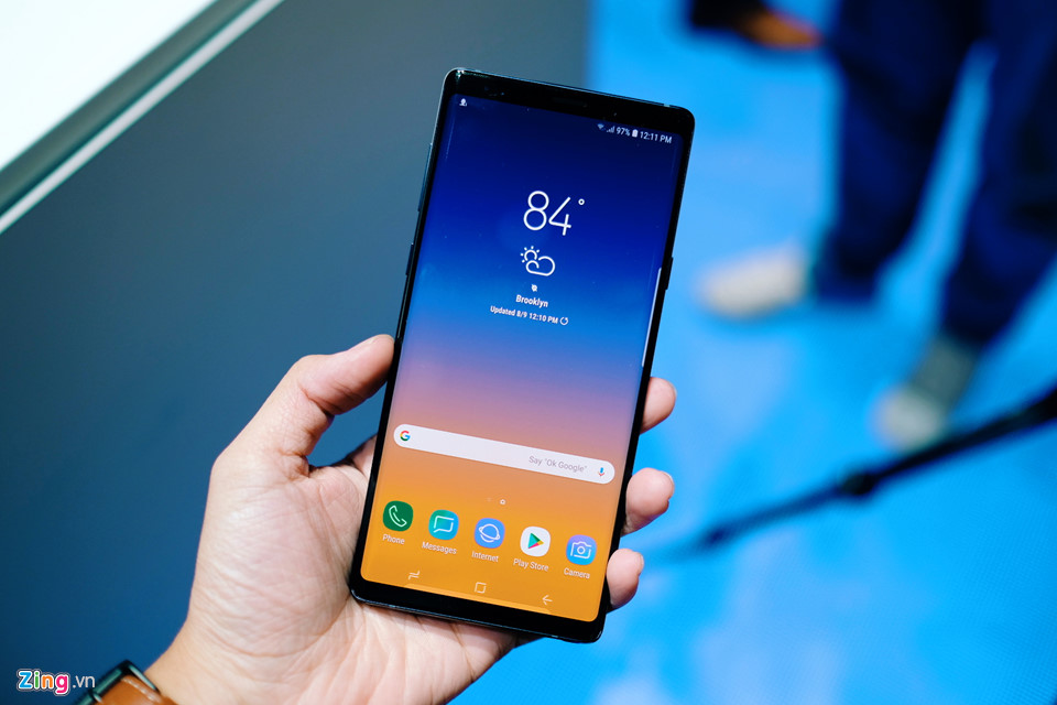 Ảnh chi tiết Galaxy Note9 vừa ra mắt: To, sắc sảo và thông minh hơn