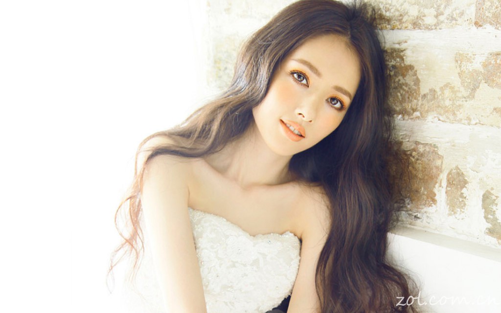 So sánh 5 cô bạn gái của Phùng Thiệu Phong: Người bị chê EQ thấp, kẻ lộ ảnh nóng thuở chập chững vào nghề