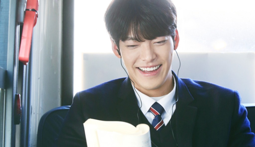 Sau 1 năm chiến đấu với bệnh ung thư, Kim Woo Bin cuối cùng đã lộ diện với thân hình gầy gò đáng xót xa Sau 1 năm chiến đấu với bệnh ung thư, Kim Woo Bin cuối cùng đã lộ diện với thân hình gầy gò đáng xót xa