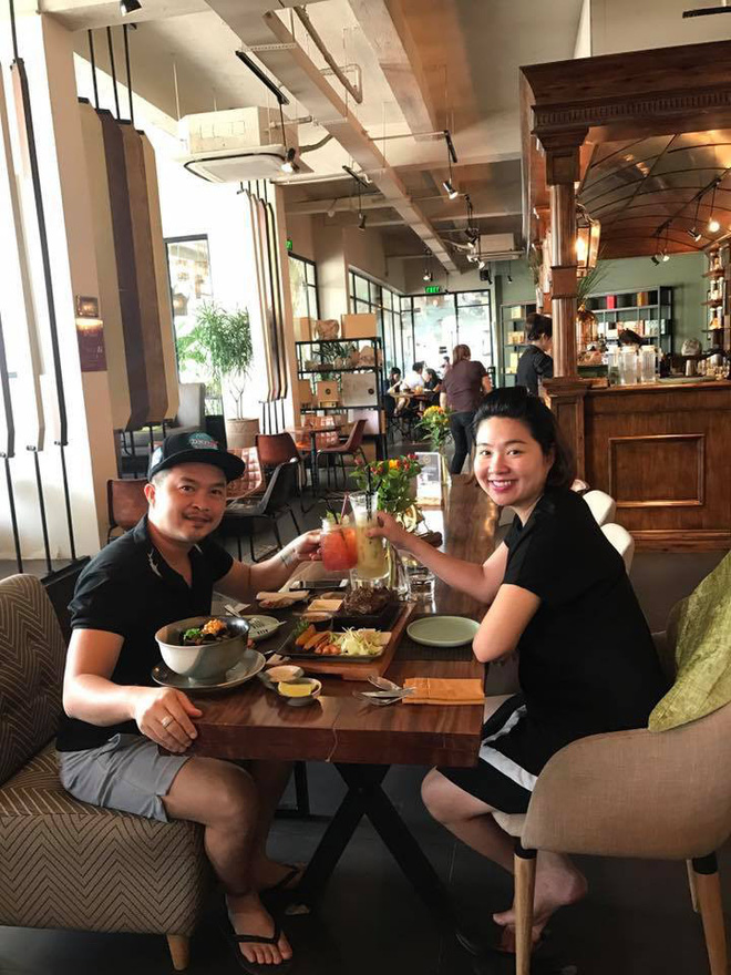 Lê Khánh kỉ niệm 16 năm yêu với ông xã trước khi lâm bồn chào đón con đầu lòng