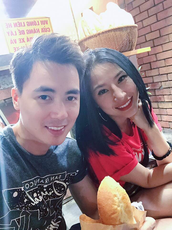 Xari Nguyễn - vợ hai Đăng Nguyên khoe ảnh đi chơi ở Singapore, úp mở chuyện có bầu lần 2