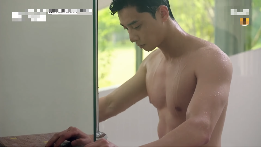 Bồ nhí gửi ảnh chồng mát mẻ trong khách sạn, vợ đáp trả điều này khiến cô ả sợ hãi, tức tốc đòi chia tay