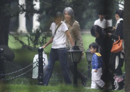 Châu Tinh Trì có con trai ngoài giá thú, mẹ là đại gia xinh đẹp: Sự thật ngã ngửa