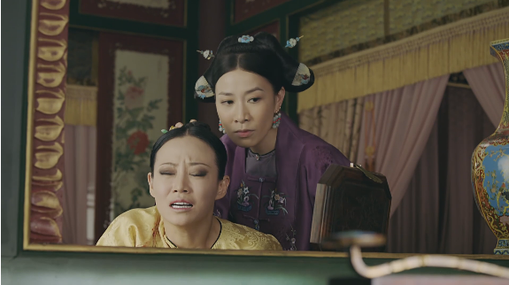 Phim Diên Hi công lược tập 31-32: Cao Quý phi tự tử vì bị Nhàn phi dội nước phân Phim Diên Hi công lược tập 31-32: Cao Quý phi tự tử vì bị Nhàn phi dội nước phân