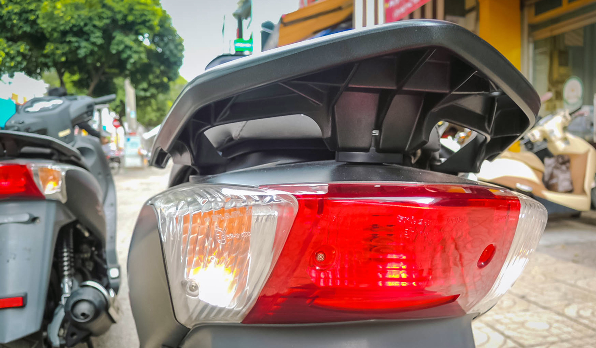 Huyền thoại Honda Dylan chưa lăn bánh, giá gần 160 triệu ở Sài Gòn