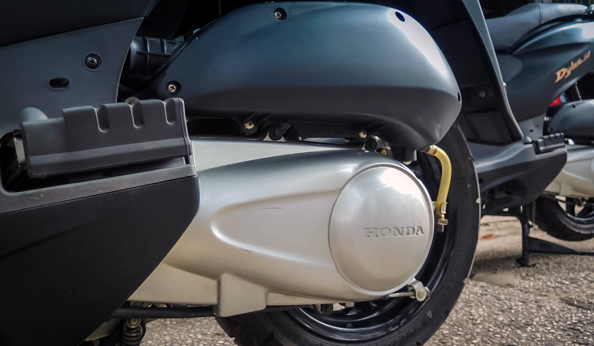 Huyền thoại Honda Dylan chưa lăn bánh, giá gần 160 triệu ở Sài Gòn