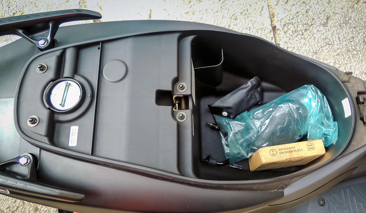 Huyền thoại Honda Dylan chưa lăn bánh, giá gần 160 triệu ở Sài Gòn