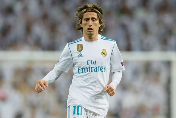 Nhận lương ‘khủng’, Modric đồng ý ở lại Real