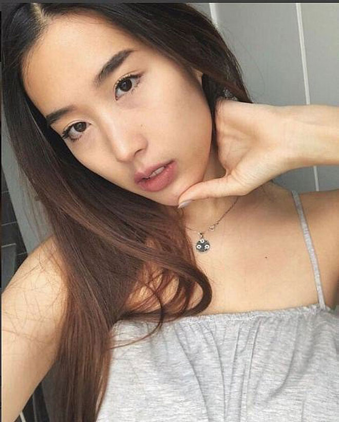 Xinh đẹp, quyến rũ và nóng bỏng - đây là những cô nàng gây chú ý khi gia nhập hội bạn gái người nổi tiếng