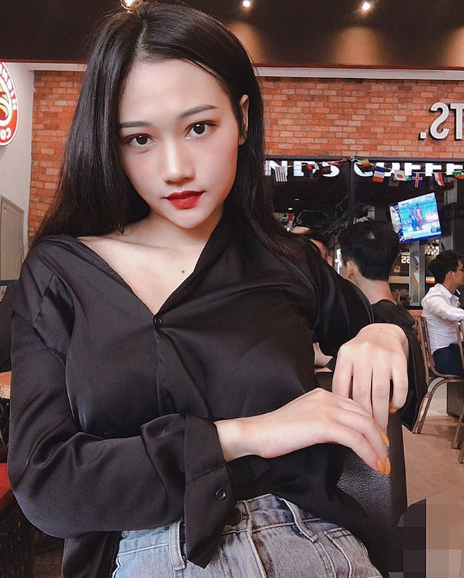 3 năm không bước chân ra nắng, cô gái đã biến thành người khác làm dân mạng hoang mang 3 năm không bước chân ra nắng, cô gái đã biến thành người khác làm dân mạng hoang mang