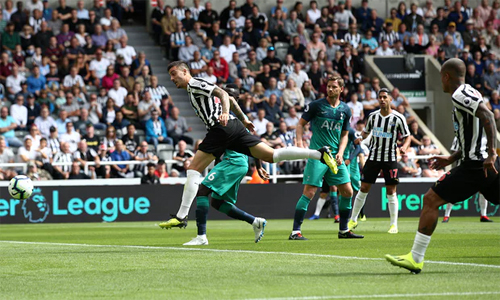 Tottenham thắng trận ra quân mùa giải mới