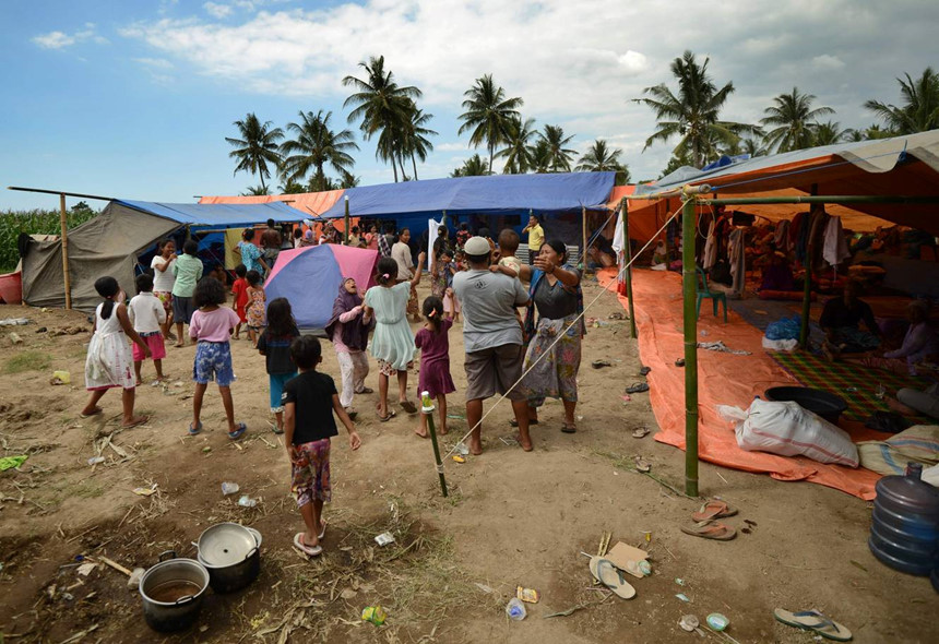 Lombok, Indonesia, hoang tàn sau 3 trận động đất liên tiếp