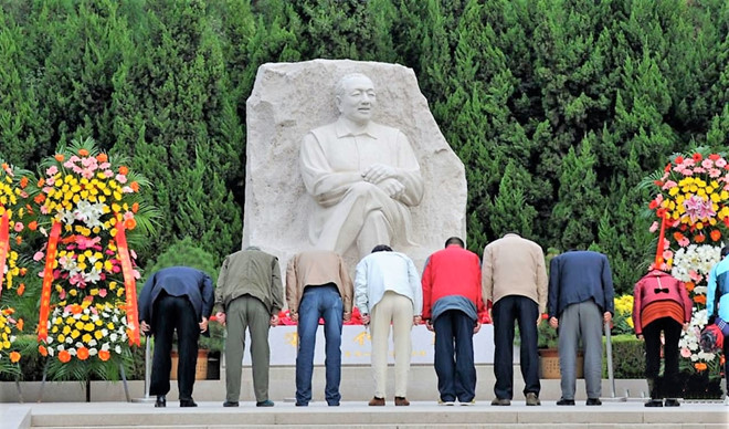 Cha ông Tập Cận Bình và vị thế mới trong các lãnh đạo kỳ cựu của TQ