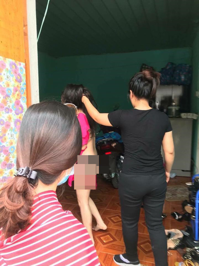 Đánh ghen kinh hoàng, cô gái bị cắt phăng tóc mái khi không tiết lộ mật khẩu điện thoại