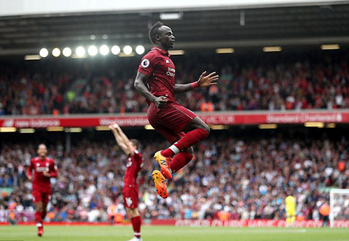 Salah giúp Liverpool đòi đỉnh bảng từ tay Chelsea