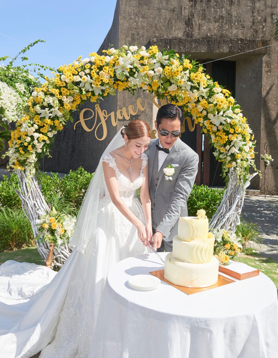 Trịnh Gia Dĩnh khóc trong ngày cưới Hoa hậu Hong Kong