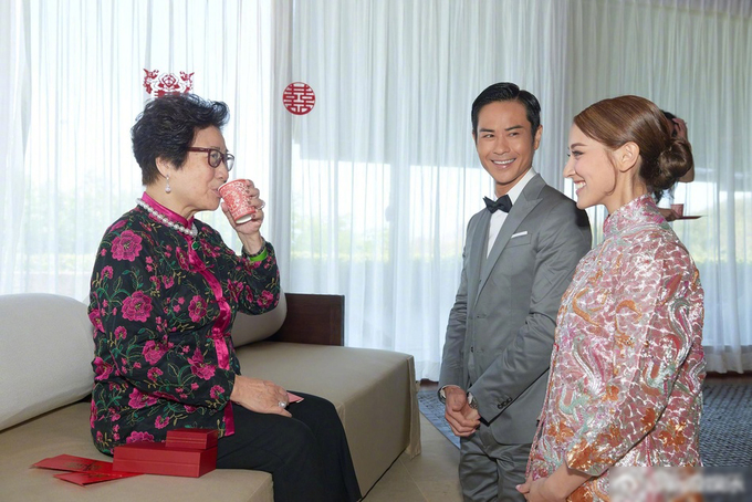 Trịnh Gia Dĩnh khóc trong ngày cưới Hoa hậu Hong Kong