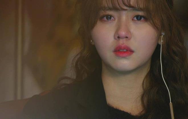 Bắt quả tang chồng ngoại tình, con dâu bị ép ly hôn vì đánh ghen xấu mặt gia đình