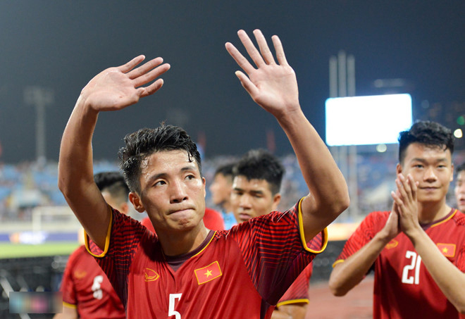 Olympic Việt Nam không được làm quen sân, phải đi 50 km mỗi buổi tập