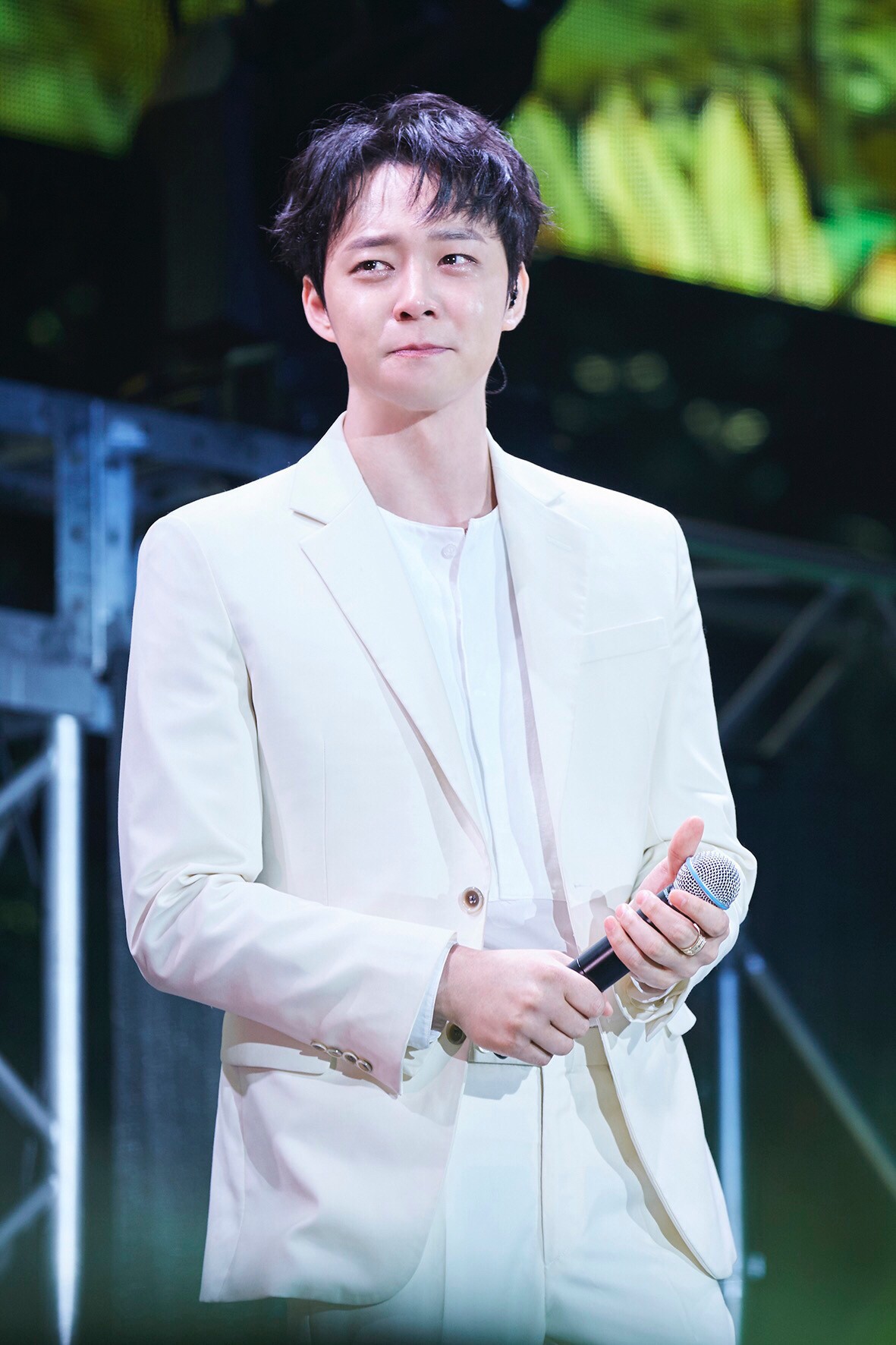 Bê bối tình dục sao Hàn: Idol nam 16 tuổi đã phạm tội cưỡng bức, nữ ca sĩ nổi tiếng bị điều tra bán dâm Bê bối tình dục sao Hàn: Idol nam 16 tuổi đã phạm tội cưỡng bức, nữ ca sĩ nổi tiếng bị điều tra bán dâm