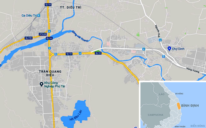 100 cảnh sát chữa cháy kho gỗ dăm